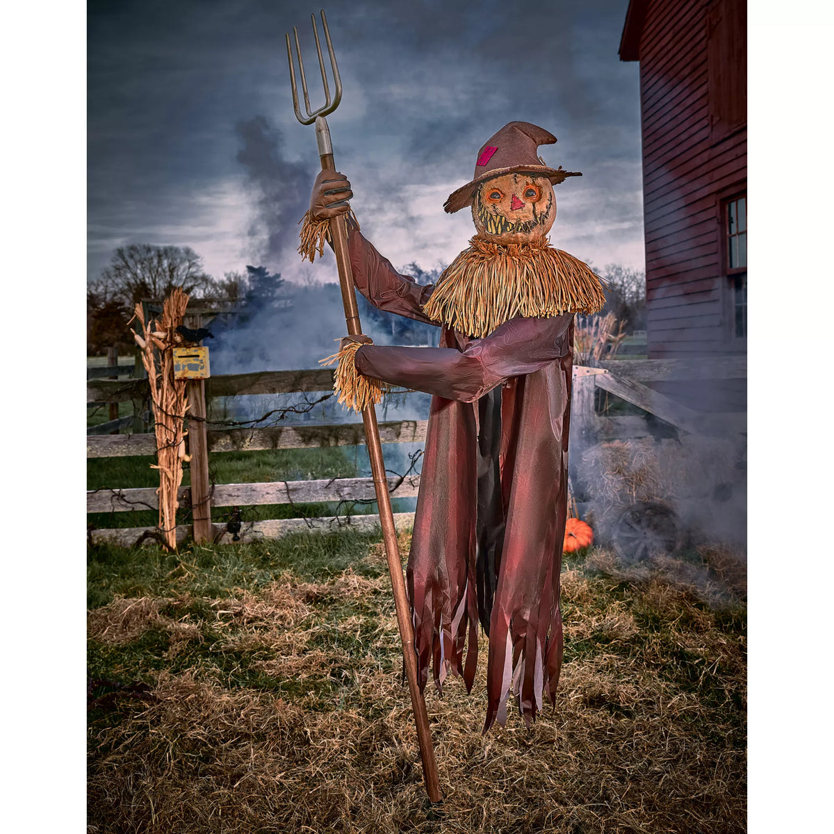7 Ft 10 In Mack Straw Animatronic